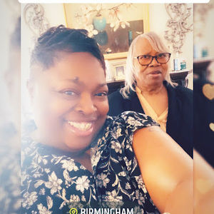 Meet your Posher, Cassandra